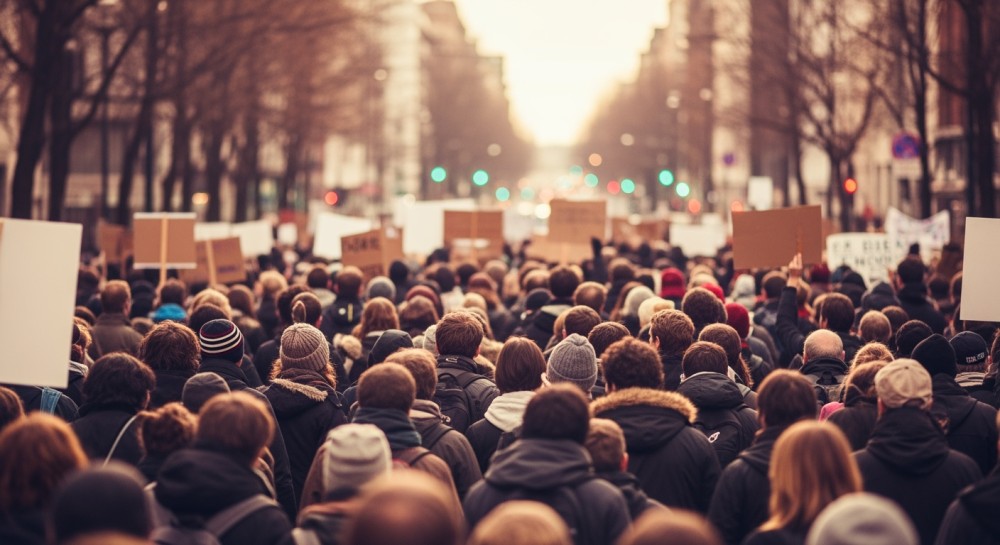 Demonstrant oskarżony o znieważenie policjantów podczas protestu w Świnoujściu