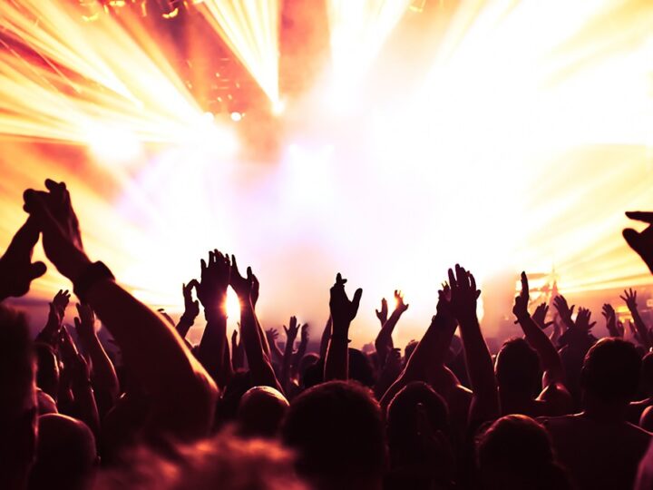 Plenerowy koncert Tria Con Fuoco na Pogodnie – muzyka pod chmurką dla każdego!