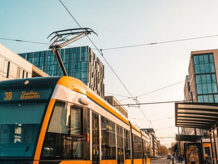 Szczecin zyskuje: tramwaje z częstszymi kursami w godzinach szczytu!