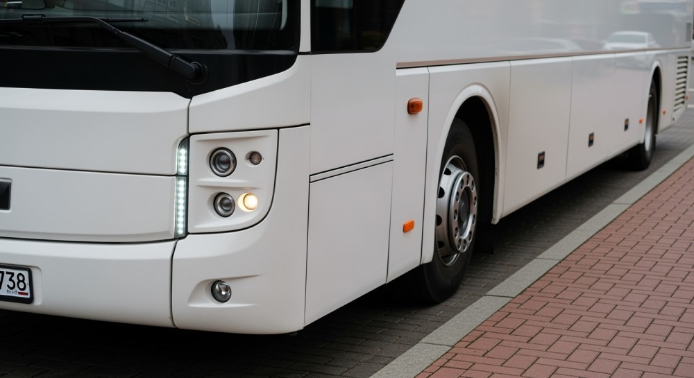 Zastępcze autobusy na trasie Szczecin – Pasewalk: Utrudnienia w podróżach od 2 do 15 września 2025!