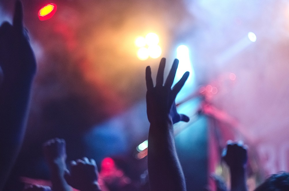 Muzyczne uniesienia: Różanek i Sawaszkiewicz na żywo w Szczecinie!