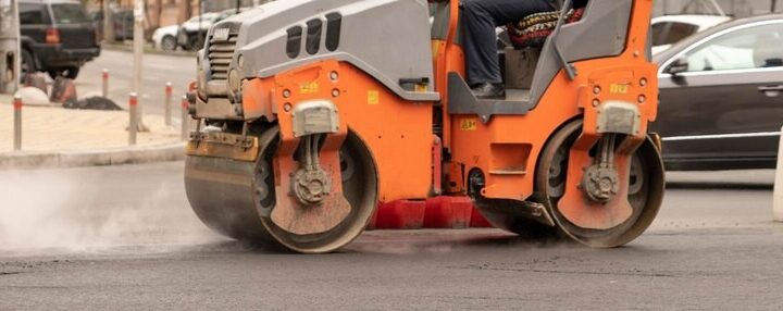 Nowa era dla Darłowa: Przebudowa ul. Tynieckiego rusza przed wakacjami!