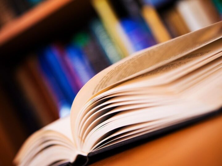 Październikowe Atrakcje w Bibliotece: Warsztaty, Spotkania i Kulinarne Podróże!