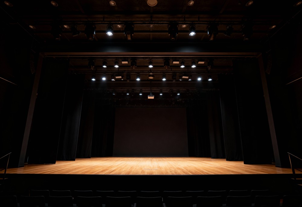 Manga i Teatr: Październikowe Inspiracje w Klubie „Isekai