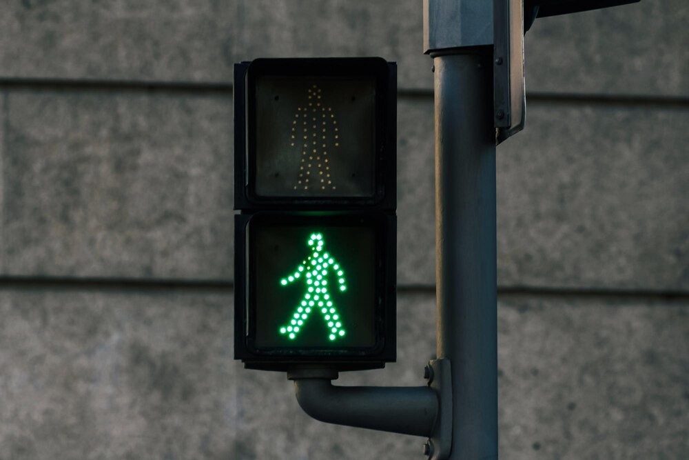 Zaduszki w Szczecinie: Policja zapewnia bezpieczeństwo i widoczność