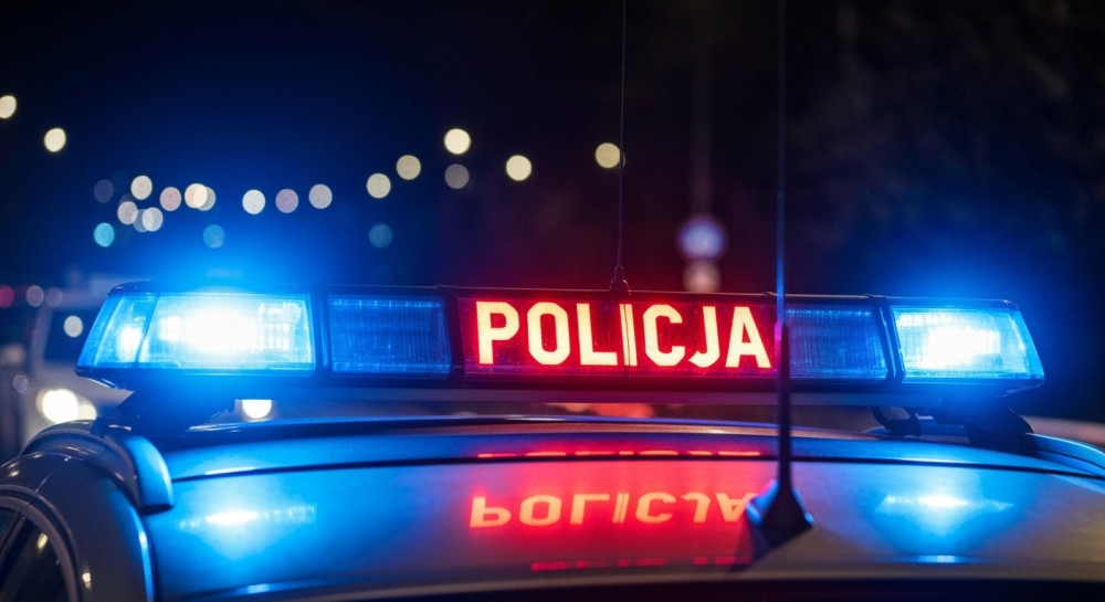 Czujny policjant po służbie zatrzymuje poszukiwanego dilerka narkotyków