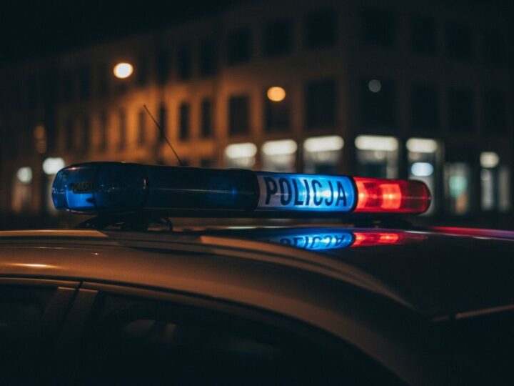 Zbliżenie na mundur: Policjanci w Liceum Ogólnokształcącym Mistrzostwa Sportowego