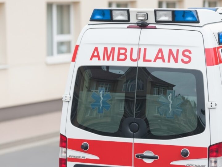 Strażacy z JRG 3 szkolą się w ratownictwie wodno-lodowym w Szczecinie