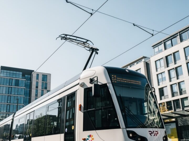 Tramwaje znów na Prawobrzeżu – normalne kursy od soboty!