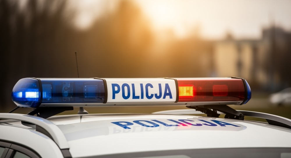 Motocyklista w Szczecinie traci kontrolę, policja w akcji!
