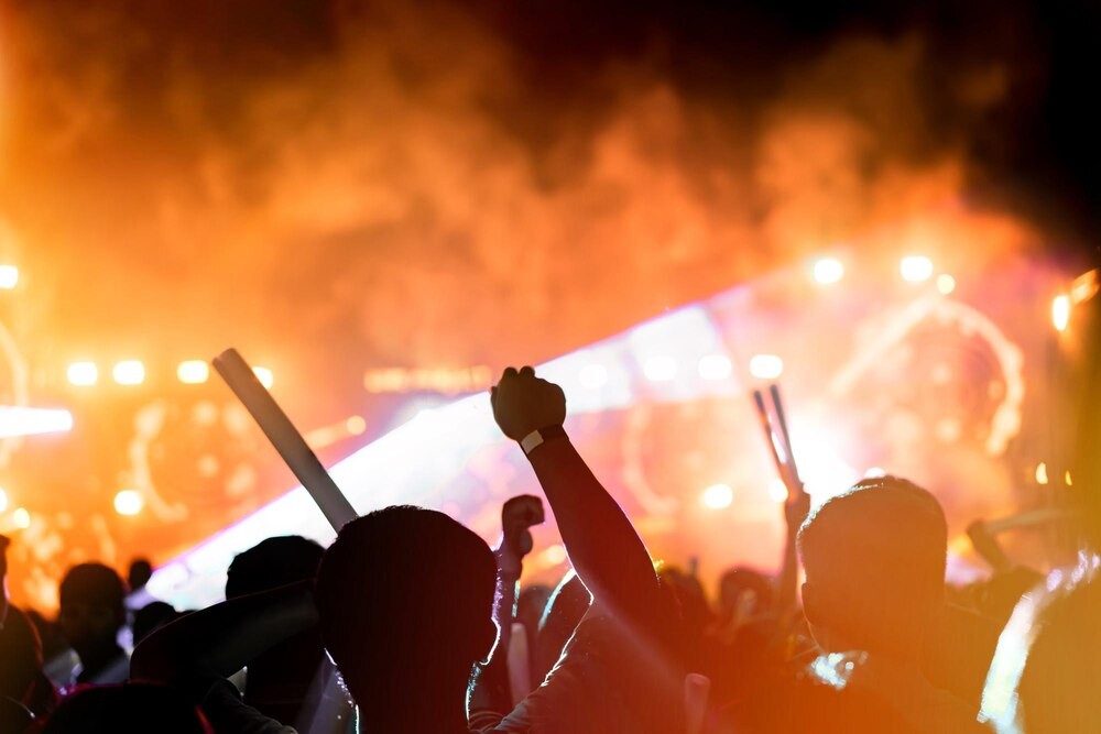 Czarujący koncert i sztuka w Parku Dworskim – odkryj magię Ostoi!