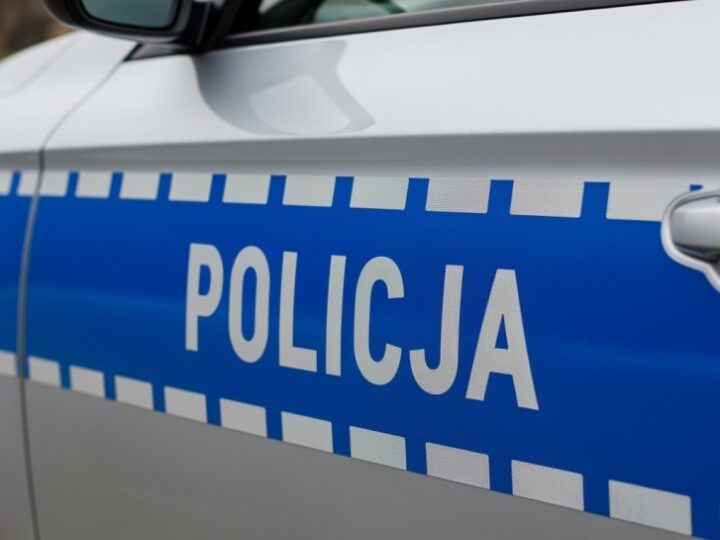 Dzikie Zmagania w Policach: Mundurowi na Sportowej Arenie