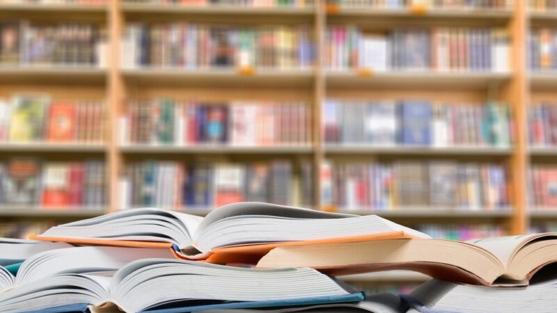 Literacka podróż w „Ciężkie czasy” Bałuckiego – dołącz do nas!