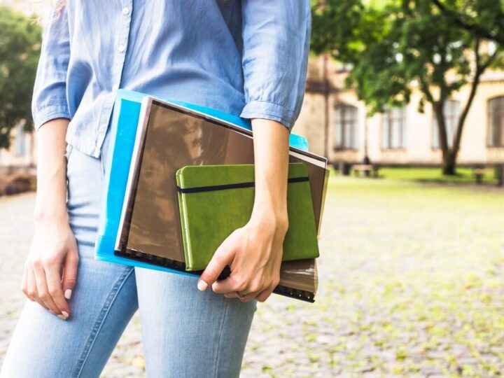 Bezpieczne Lato z Policją: Uśmiech i Edukacja dla Dzieci!