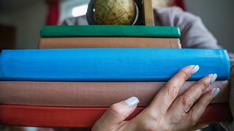 243 Nauczycieli z Szczecina Otrzymuje Wyróżnienia na Dzień Edukacji Narodowej