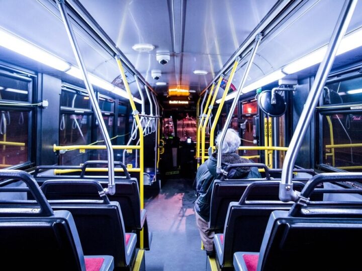 Linie 53, 60 i 67 wracają na przystanek Ofiar Oświęcimia od 31 października