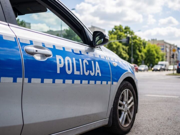 Młodzież w akcji: Odkrywają świat policyjnej służby w Szczecinie