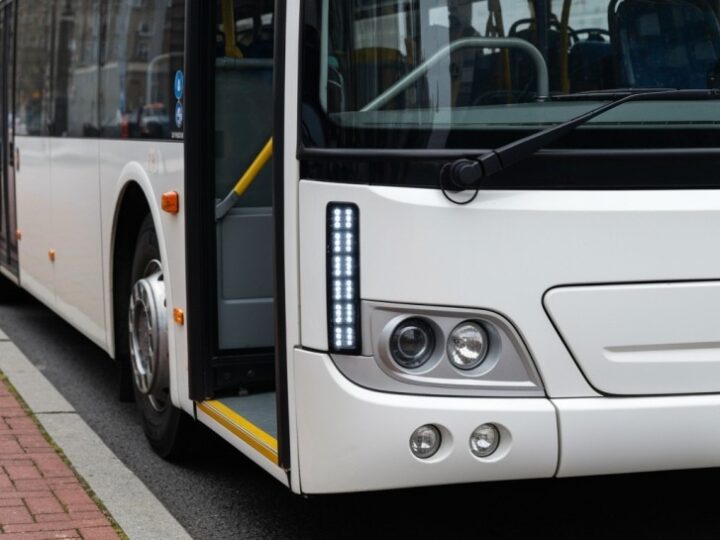 Dodatkowe autobusy i tramwaje na mecz Pogoń Szczecin – Korona Kielce!
